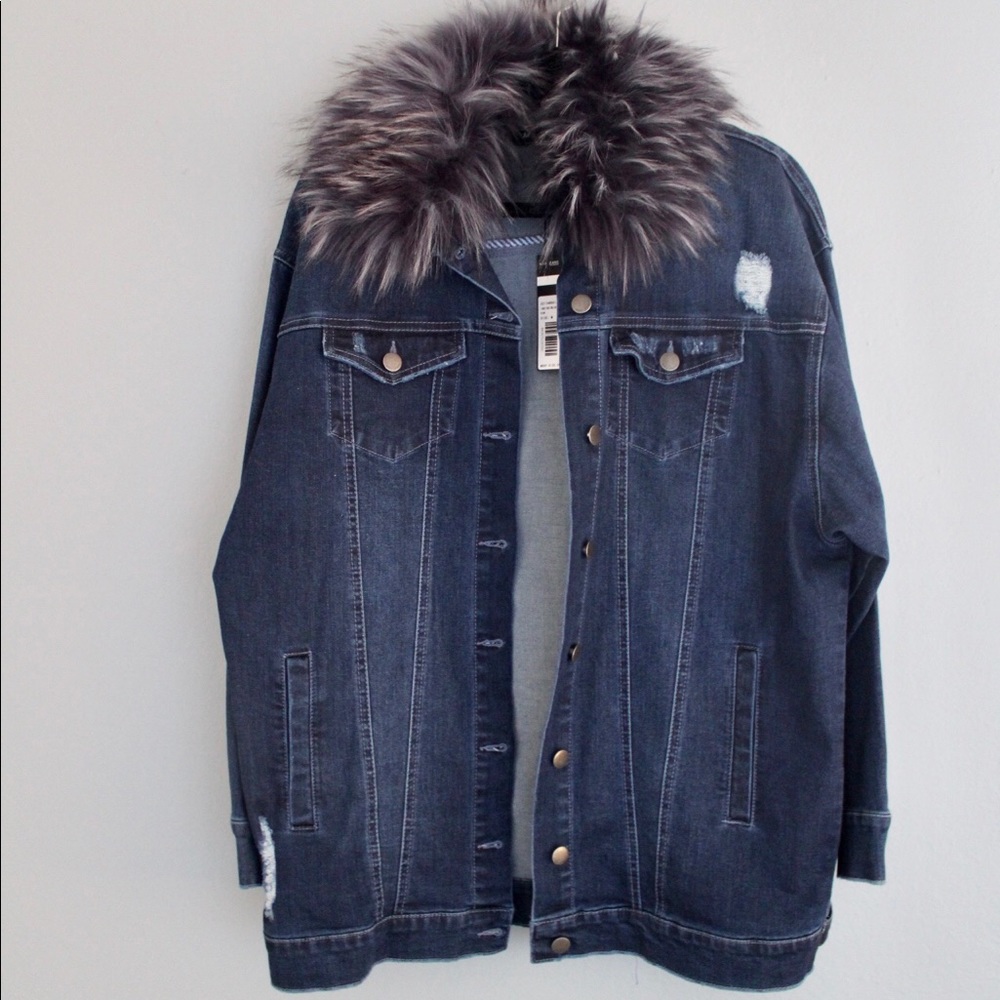 Max Jeans Denim Jacket w/ Removable Fur Collar